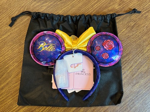 Disney princess belle - belle, minnie