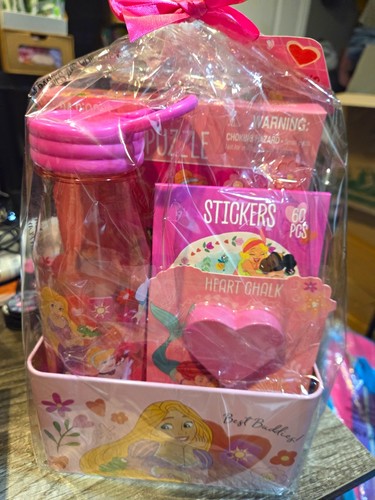Disney princess gift basket - princess,